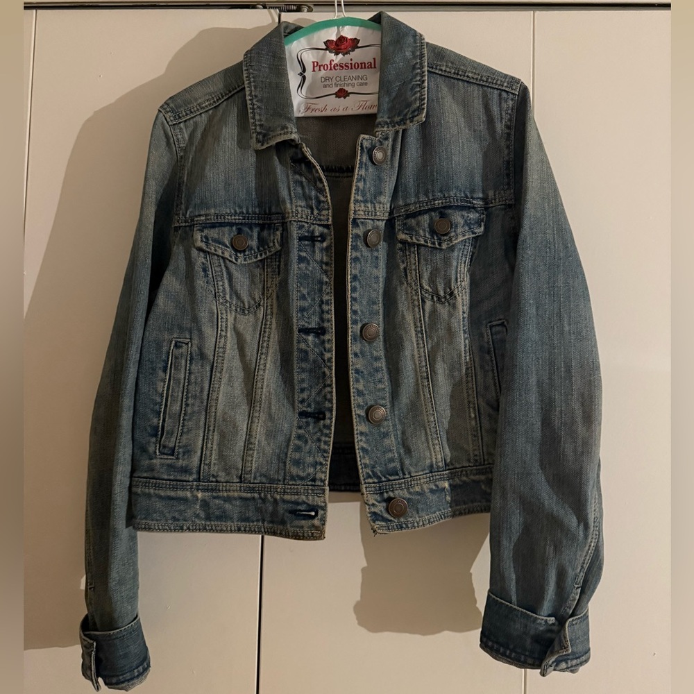 American Eagle Outfitters Distressed Jean Jacket
